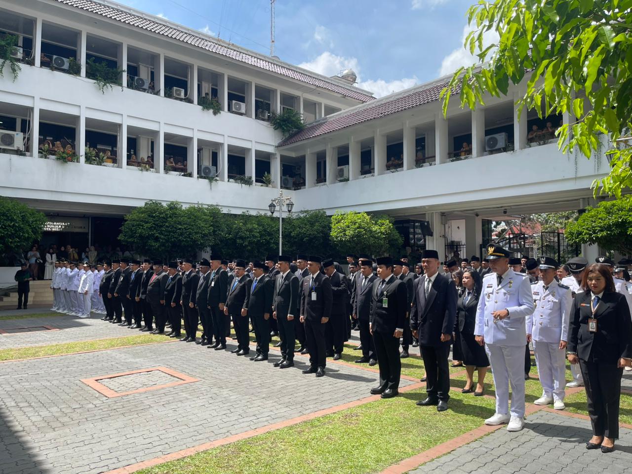 Walikota Medan Rico Waas Lantik Sejumlah Pejabat Manajerial, Debby Fauziah Jabat Kabid Koperasi UMKM, Deempatbelas.com