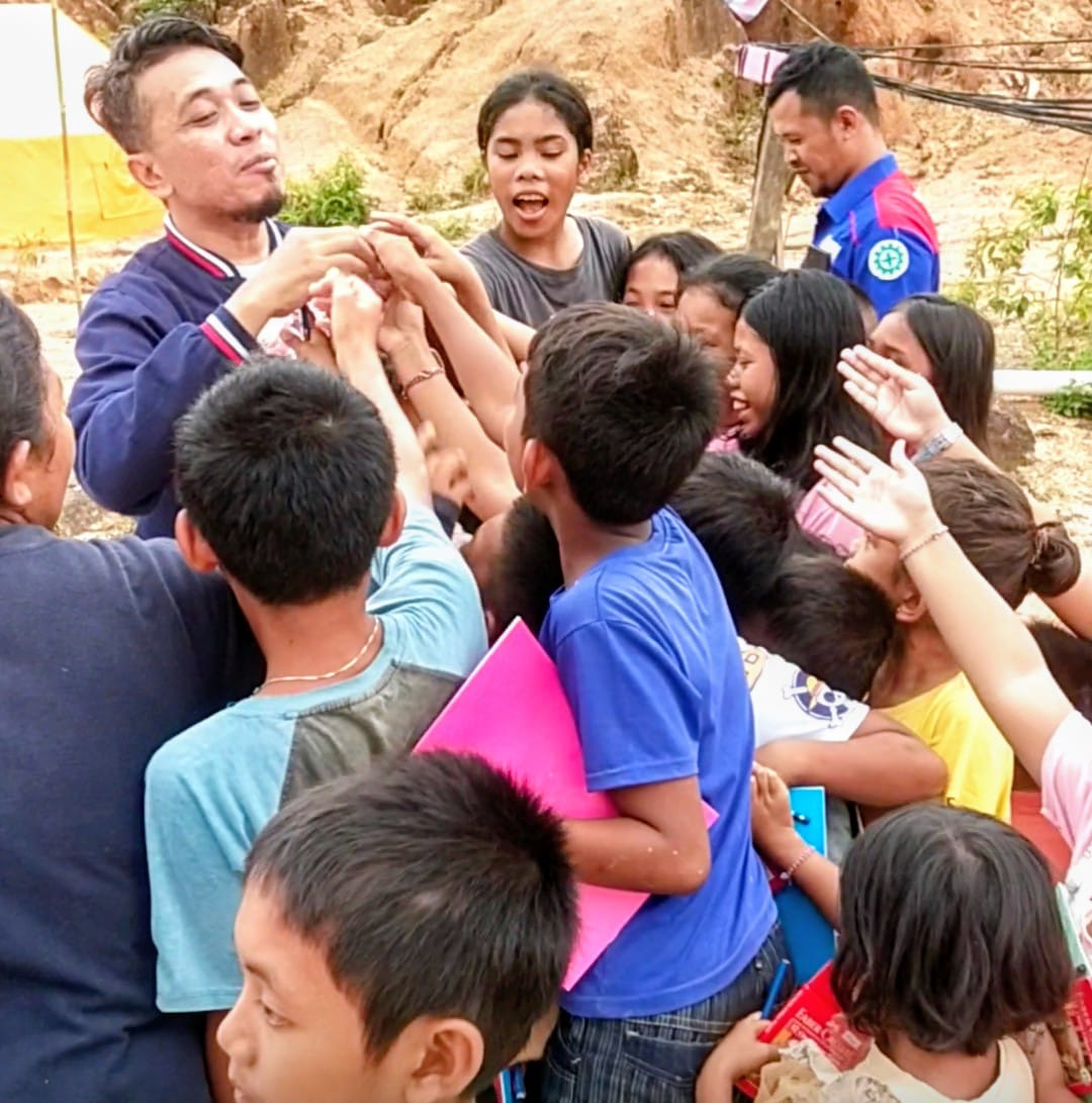 Wujudkan Kepedulian, SPKEP SPSI Sumut Salurkan Bantuan dari PUK SPKEP SPSI PT NOK Indonesia bagi Korban Banjir di Tapanuli Tengah, Deempatbelas.com