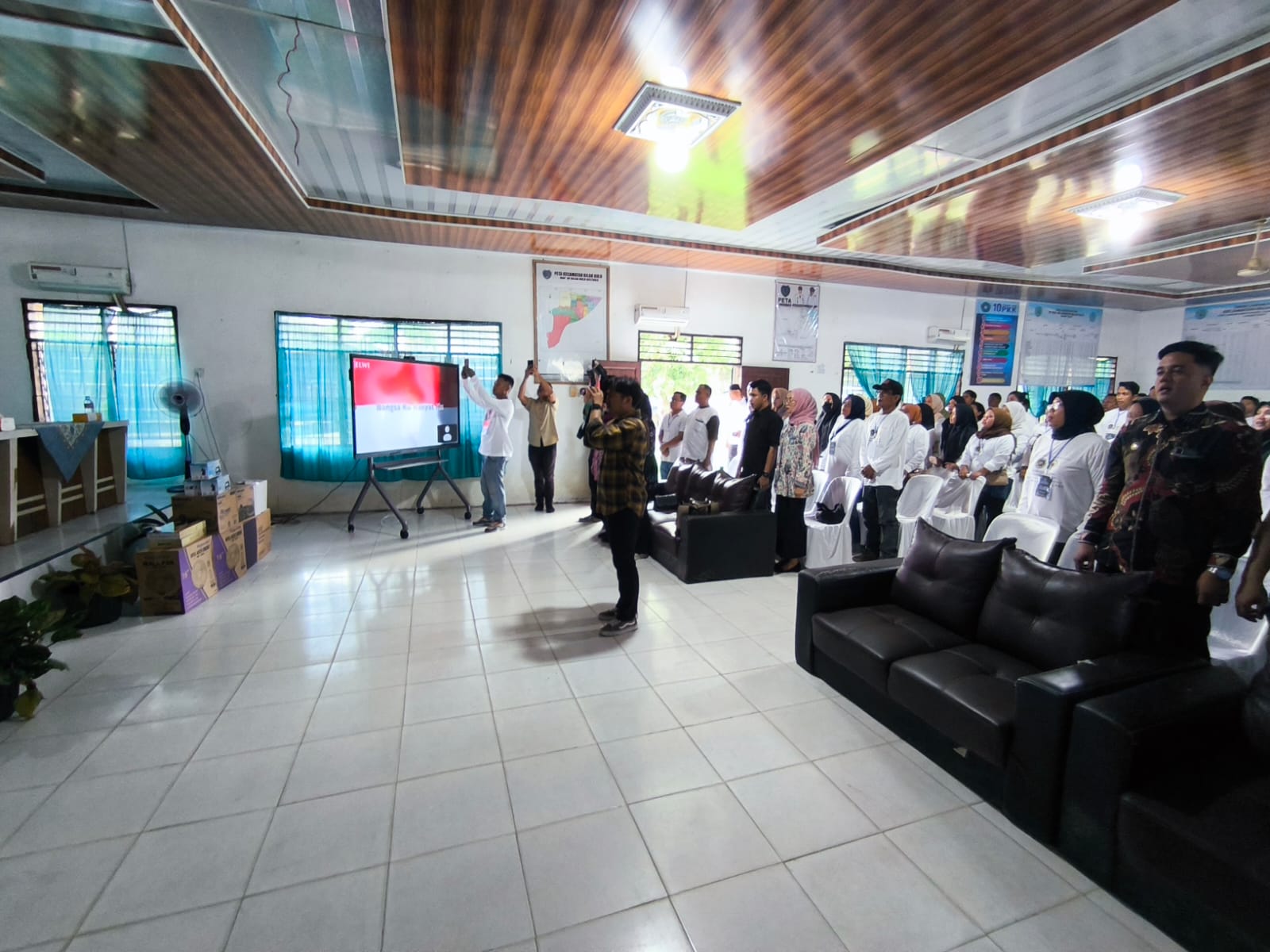 Anggota DPR RI Sebut Program MBG Sebagai Langkah Tepat untuk Hadapi Tantangan Global di Masa Depan, Deempatbelas.com