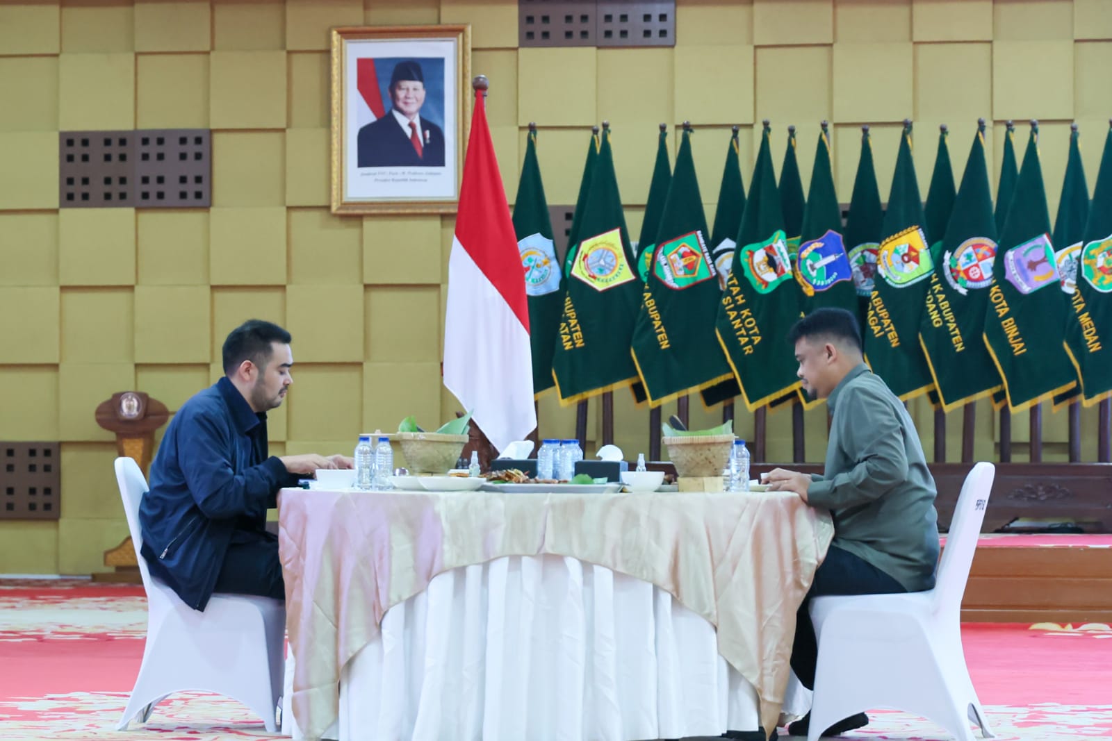 Prananda Makan Bareng Bobby:  Bagian dari Konsolidasi Elite Politik Nasional di 2026, Deempatbelas.com