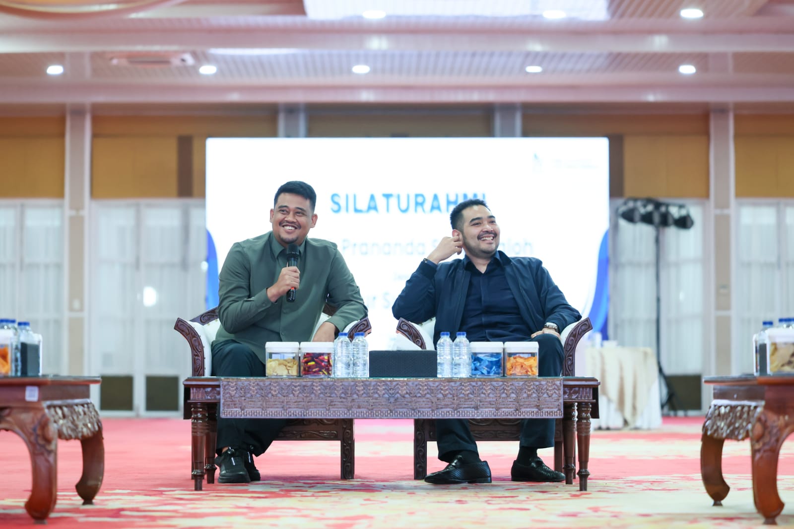 Prananda Makan Bareng Bobby:  Bagian dari Konsolidasi Elite Politik Nasional di 2026, Deempatbelas.com