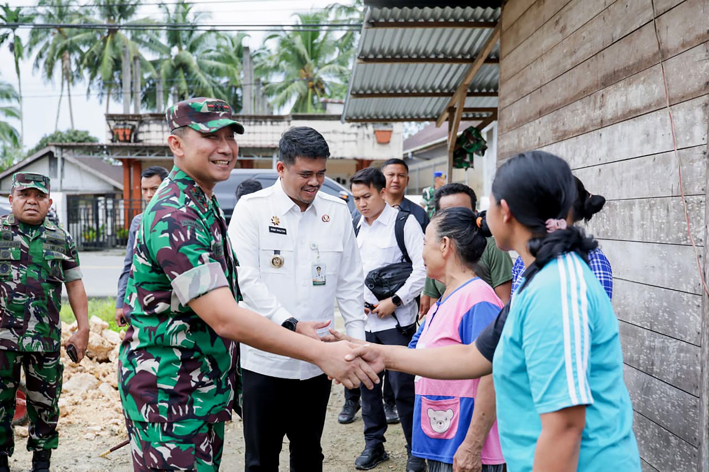 Dukung Karya Bakti Skala Besar TNI AD, Bobby Nasution Harapkan Percepatan Infrastruktur di Kepulauan Nias, Deempatbelas.com