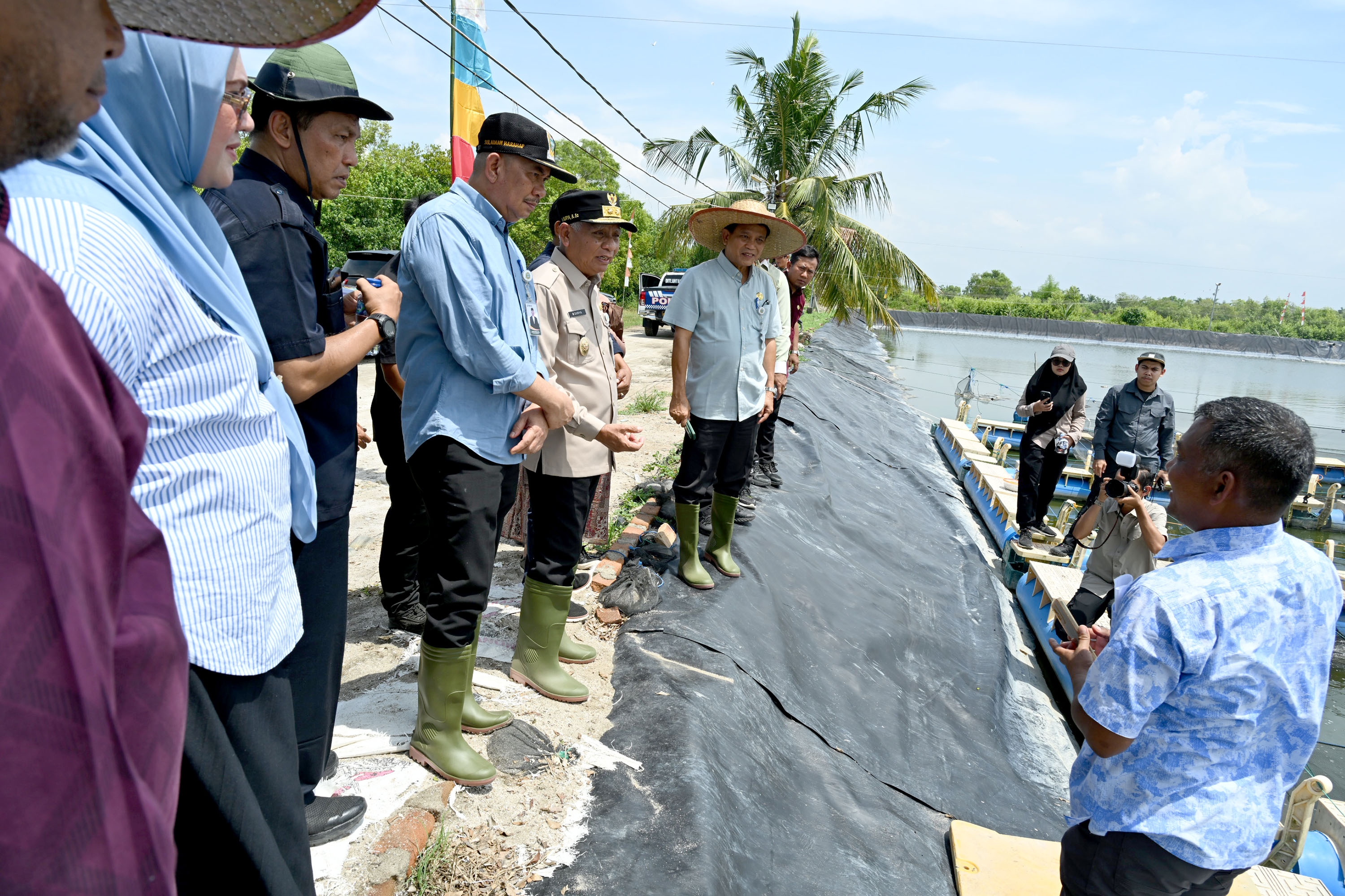 Tinjau UPTD BIAPAL Sialang Buah, Wagub Sumut Surya Dorong Peningkatan PAD Sektor Perikanan, Deempatbelas.com