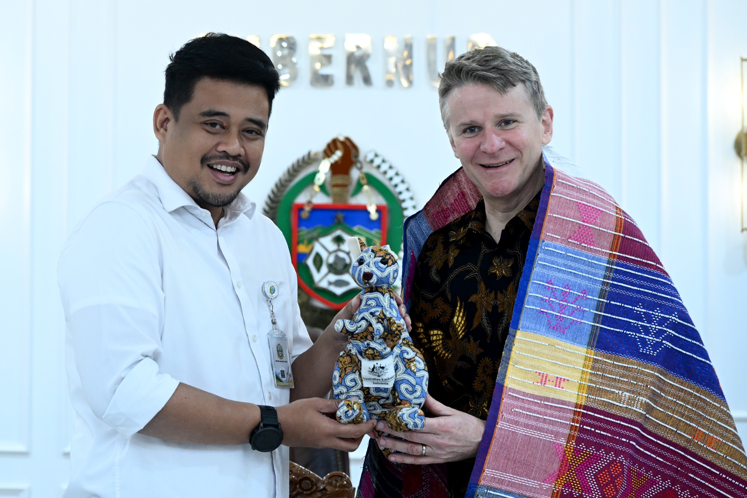Gubernur Bobby Nasution Promosikan Sumut ke Dubes Australia sebagai Gerbang Investasi Indonesia Barat, Deempatbelas.com