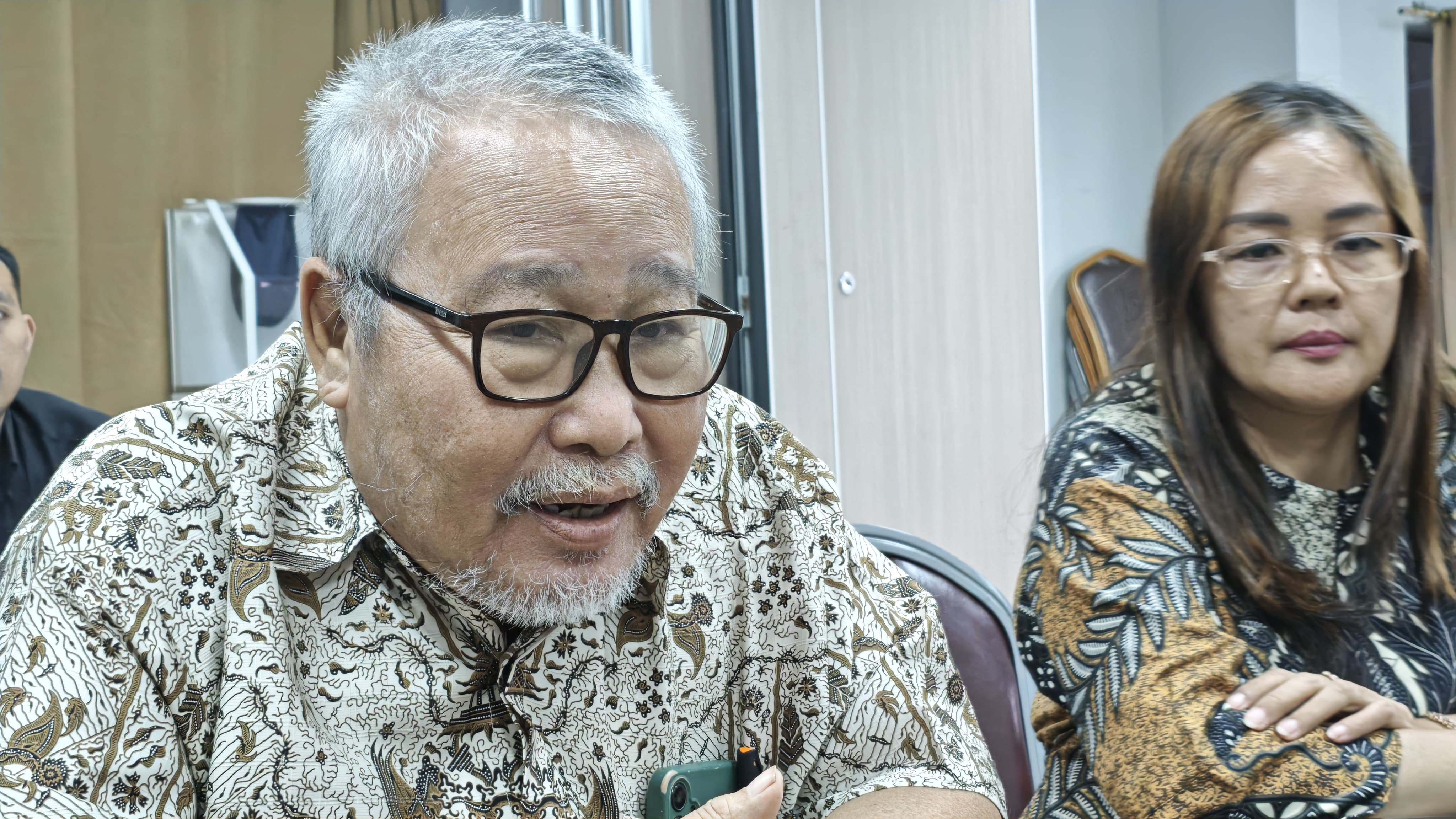 Rektor UBT Beberkan Polemik KIP Mahasiswa NTT dan Kebijakan Beasiswa Internal Kampus, Deempatbelas.com