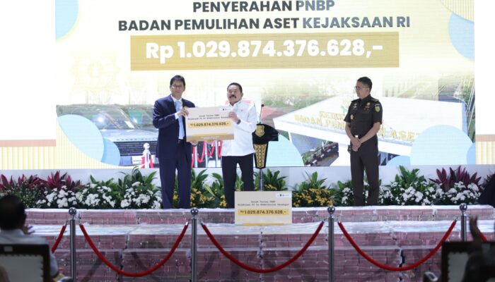 KEJAKSAAN RI SETOR RP1,03 TRILIUN KE KAS NEGARA, ASET EDI TANSIL BERHASIL DISELAMATKAN