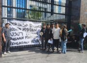 SATUAN MAHASISWA KOLABORASI SUMATERA UTARA,GERUDUK KEJATISU USUT TUNTAS DUGAAN KKN DI DISHUB KOTA MEDAN