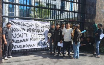 SATUAN MAHASISWA KOLABORASI SUMATERA UTARA,GERUDUK KEJATISU USUT TUNTAS DUGAAN KKN DI DISHUB KOTA MEDAN