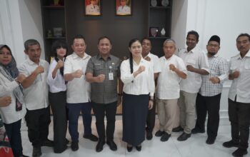 KETUA KOPERASI CAKRA BUNDA YIN DAN PENGURUS, AUDIENSI BERSAMA DINAS UKM &AMP; KOPERASI PEMPROV SUMUT