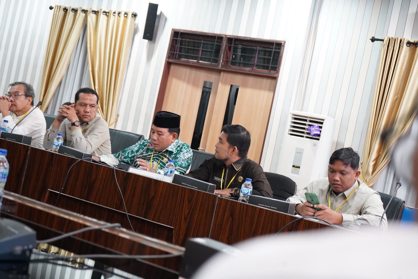 GERAK CEPAT PERCEPATAN PENDAFTARAN TANAH WAKAF, KANWIL KEMENAG SUMUT DAN LINTAS INSTANSI BAHAS DRAF MOU GERAK CEPAT PERCEPATAN PENDAFTARAN TANAH WAKAF, KANWIL KEMENAG SUMUT DAN LINTAS INSTANSI BAHAS DRAF MOU