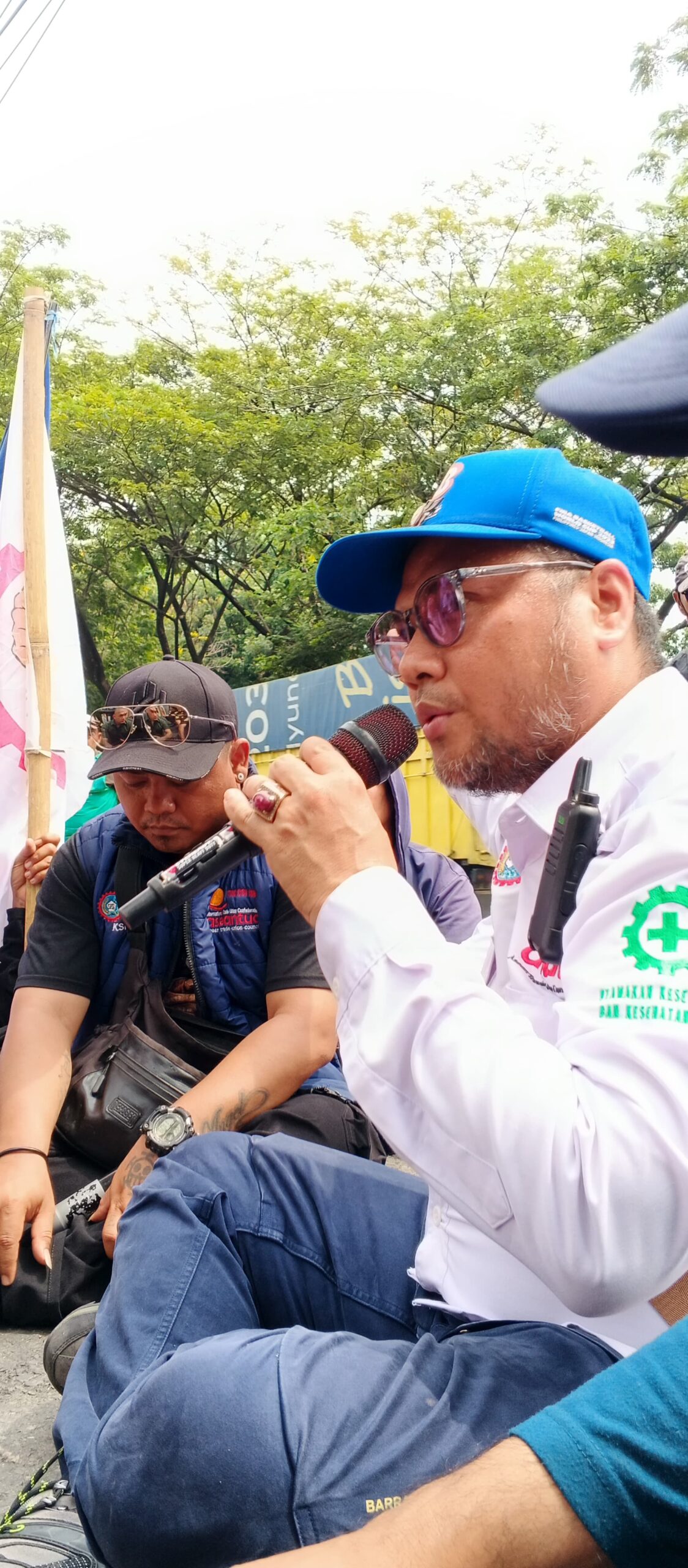 KETUA KSPSI AGN SUMUT APRESIASI GERAK CEPAT PATRA NIAGA DAN KODAM I/BUKIT BARISAN ATASI GANGGUAN DISTRIBUSI BBM KETUA KSPSI AGN SUMUT APRESIASI GERAK CEPAT PATRA NIAGA DAN KODAM I/BUKIT BARISAN ATASI GANGGUAN DISTRIBUSI BBM