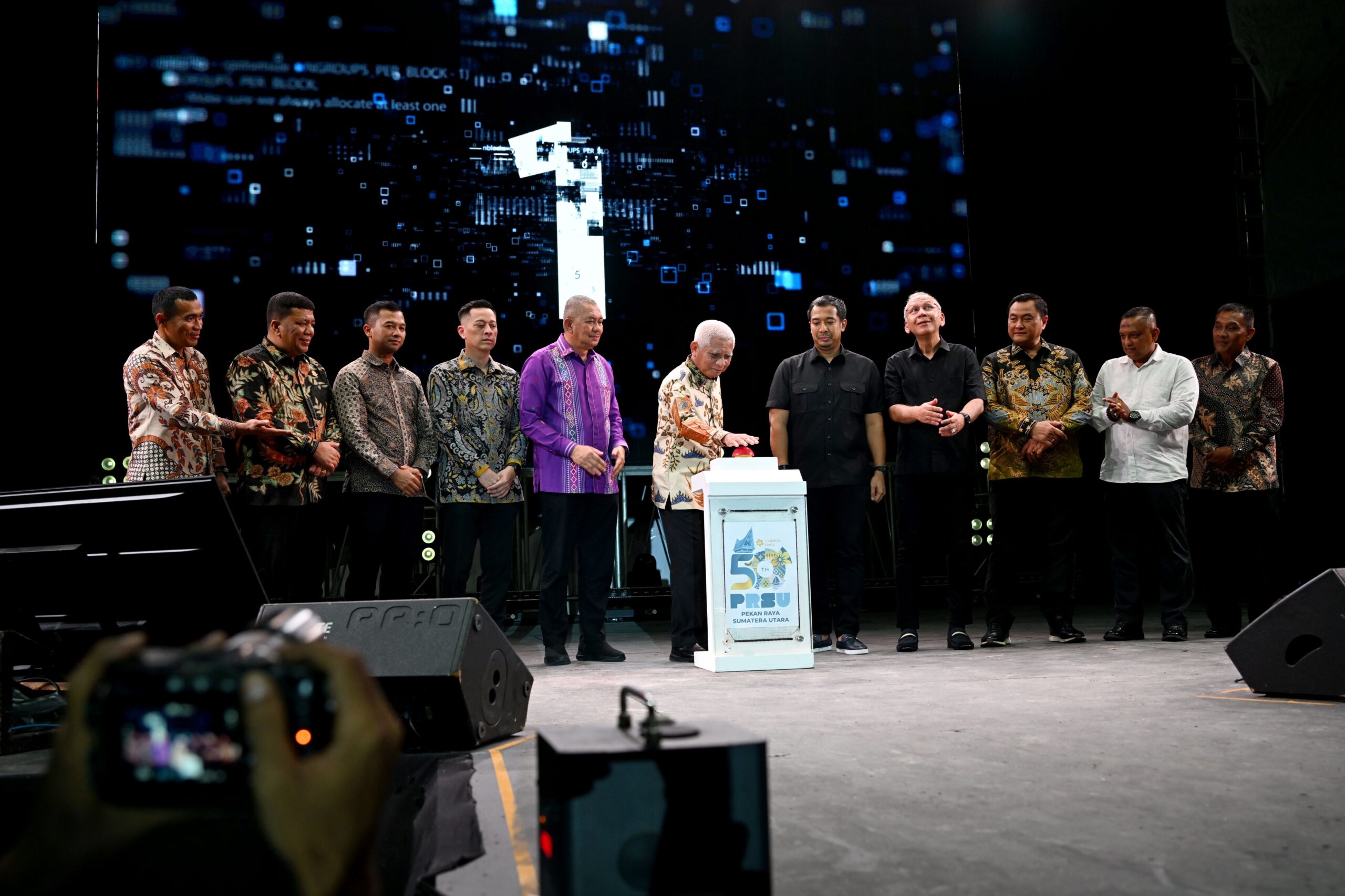 BUKA PRSU KE-50, WAGUB SUMUT SURYA TEGASKAN PRSU JADI ETALASE PEMBANGUNAN DAN PENGGERAK EKONOMI DAERAH