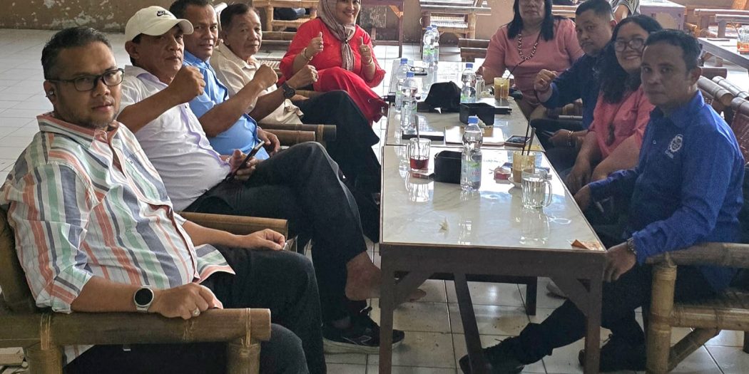 KOALISI BESAR BURUH SUMUT RESMI TERBENTUK, DESAK DPR SEGERA SAHKAN UU KETENAGAKERJAAN BARU: &QUOT;BUKAN TAMBAL SULAM, TAPI PERUBAHAN TOTAL&QUOT;