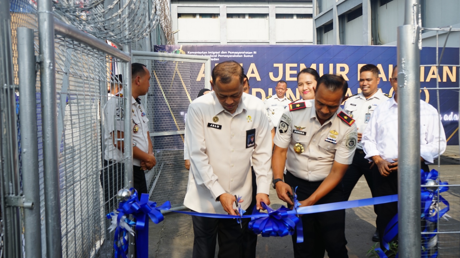 DUKUNG KETAHANAN PANGAN DAN KEMANDIRIAN WARGA BINAAN: LAPAS KELAS I MEDAN RESMIKAN BUDIDAYA HIDROPONIK DAN IKAN AIR TAWAR DUKUNG KETAHANAN PANGAN DAN KEMANDIRIAN WARGA BINAAN: LAPAS KELAS I MEDAN RESMIKAN BUDIDAYA HIDROPONIK DAN IKAN AIR TAWAR