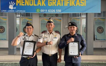 SEMANGAT MENGABDI, SEMANGAT BERPRESTASI: LAPAS KELAS I MEDAN BERIKAN PENGHARGAAN KEPADA PEGAWAI TELADAN DAN BERPRESTASI
