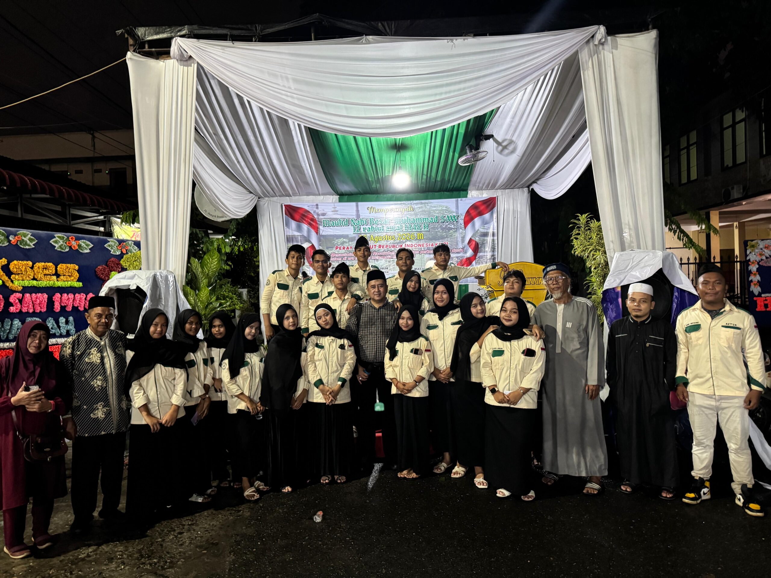 BKM DAN REMAJA MASJID AL MUNAWWARAH MEDAN SUKSES GELAR PUNCAK PERINGATAN MAULID NABI MUHAMMAD SAW 1448 H BKM DAN REMAJA MASJID AL MUNAWWARAH MEDAN SUKSES GELAR PUNCAK PERINGATAN MAULID NABI MUHAMMAD SAW 1448 H
