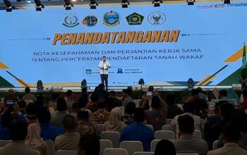 GUBERNUR BOBBY NASUTION AJAK ASN WAKAF UANG RP10.000 UNTUK AMAL JARIYAH