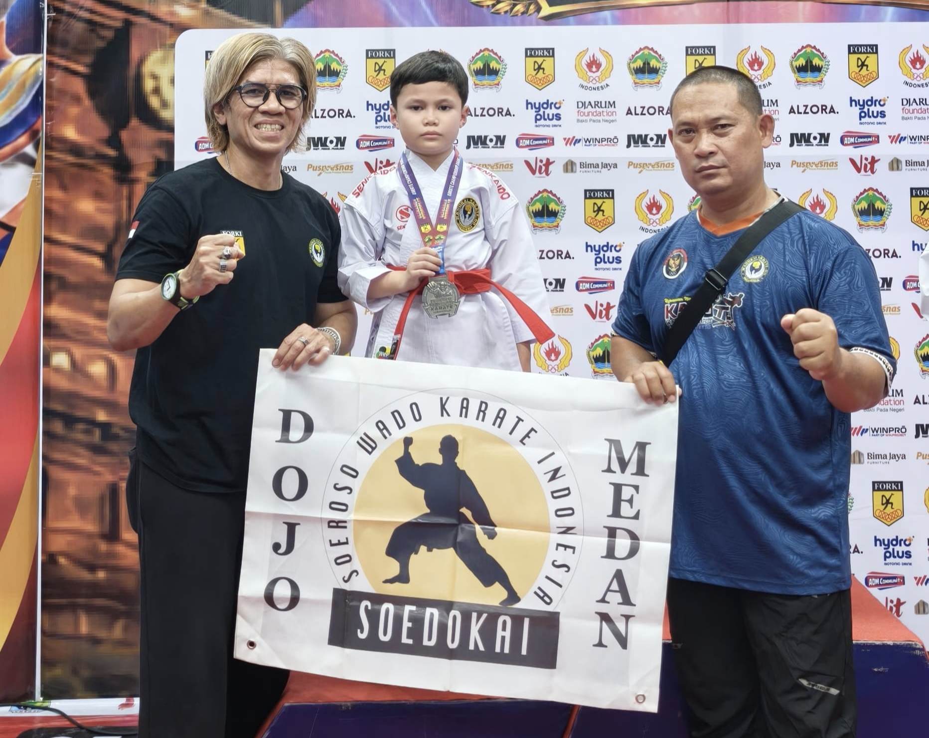 INSPIRATIF! ALARICK SOEROSO, ATLET CILIK ASAL MEDAN, PERSEMBAHKAN PRESTASI UNTUK INDONESIA DI MOMENTUM HUT RI 81 INSPIRATIF! ALARICK SOEROSO, ATLET CILIK ASAL MEDAN, PERSEMBAHKAN PRESTASI UNTUK INDONESIA DI MOMENTUM HUT RI 81