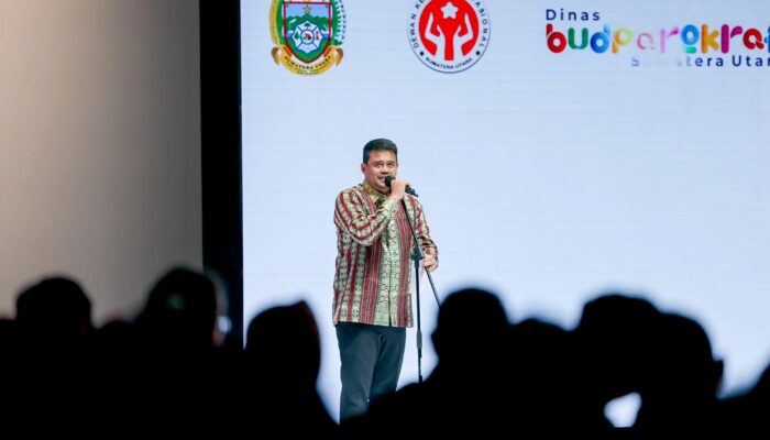 PENUTUPAN INDONESIA FASHION WEEK 2026, BOBBY NASUTION: SUMUT SIAP JADI PUSAT FASHION INDONESIA LEWAT WASTRA