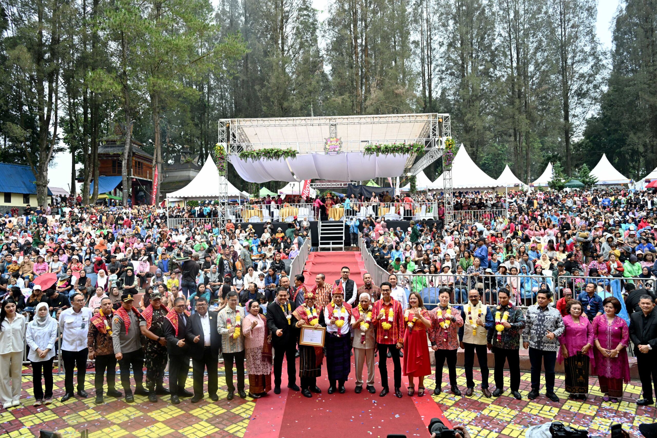 PEMPROV SUMUT DORONG FESTIVAL BUNGA DAN BUAH KARO JADI EVENT INTERNASIONAL