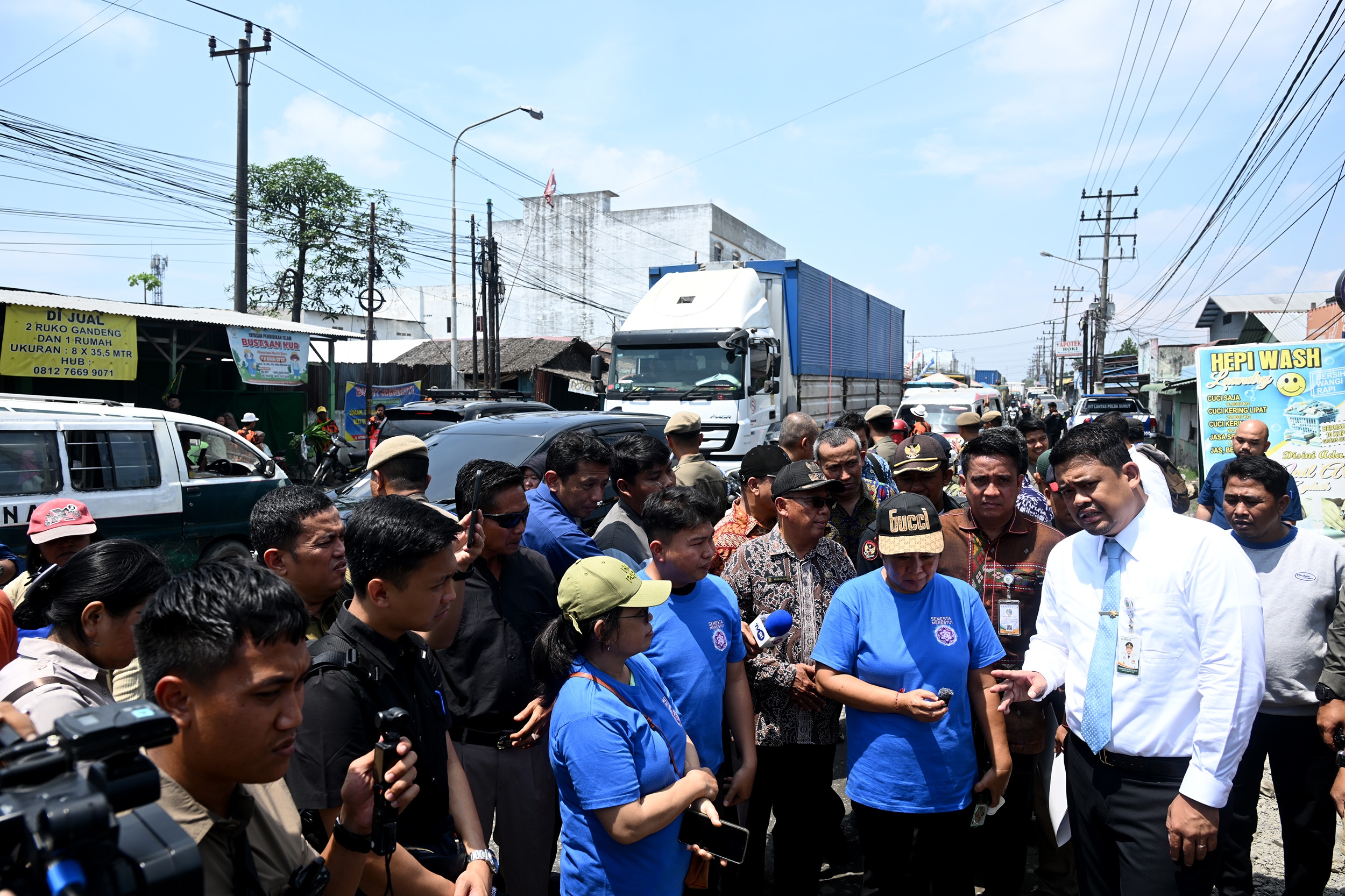 KABAR GEMBIRA WARGA MARELAN DAN SEKITARNYA, BOBBY NASUTION PASTIKAN JALAN HELVETIA PASAR 9 DIPERBAIKI AGUSTUS