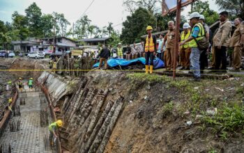 KEMBALI BERKANTOR DI KEPULAUAN NIAS, WAGUB SURYA PASTIKAN PEMBANGUNAN PEMPROV SUMUT BERJALAN SESUAI RENCANA