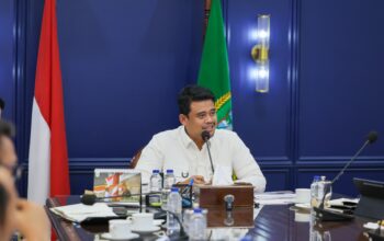 GUBERNUR BOBBY NASUTION INGIN OLAHRAGA SUMUT JADI INDUSTRI BERDAYA SAING