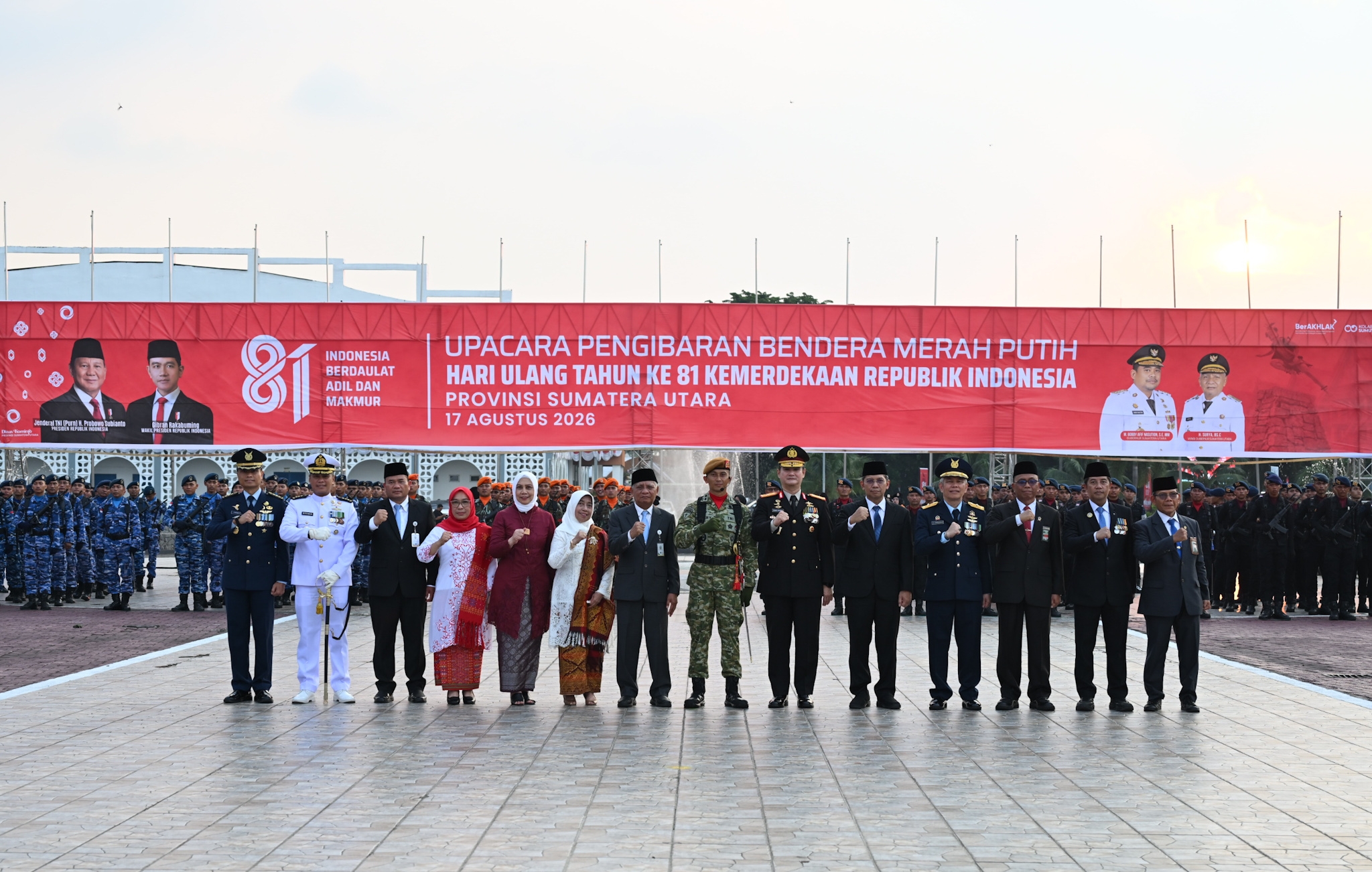 PIMPIN UPACARA PENURUNAN BENDERA, WAGUB SURYA GAUNGKAN SEMANGAT KOLABORASI UNTUK PERCEPAT PEMBANGUNAN SUMUT