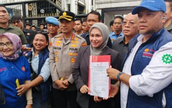 KETUA DPRD SUMUT TERIMA ASPIRASI KSPSI AGN, SIAP SAMPAIKAN REKOMENDASI KE DPR RI TERKAIT PERUBAHAN RUU CIPTA KERJA KETUA DPRD SUMUT TERIMA ASPIRASI KSPSI AGN, SIAP SAMPAIKAN REKOMENDASI KE DPR RI TERKAIT PERUBAHAN RUU CIPTA KERJA