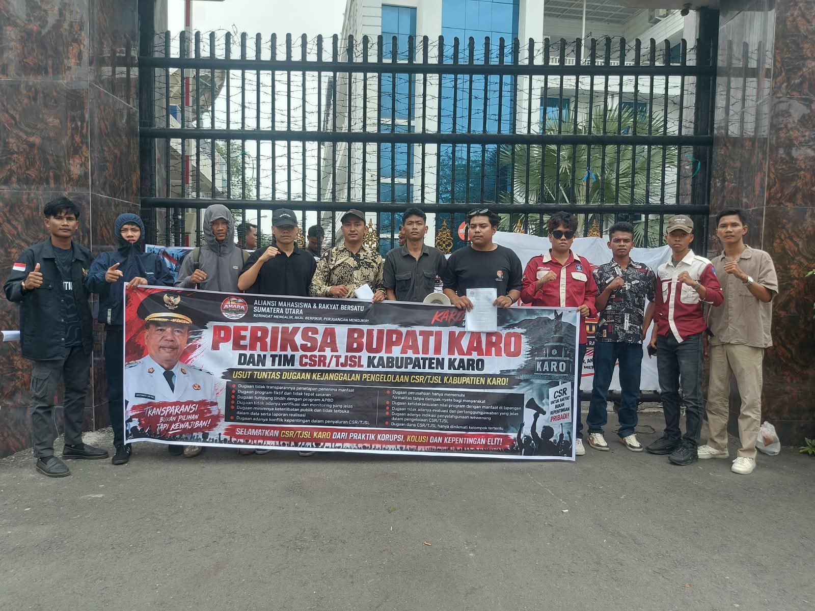 DUGAAN KONFLIK KEPENTINGAN DI BALIK CSR KARO DISOROT, AMARA SUMUT DESAK KEJATI TELUSURI 92 PROGRAM RP4,4 MILIAR DAN PROGRAM PENDIDIKAN RP2 MILIAR DUGAAN KONFLIK KEPENTINGAN DI BALIK CSR KARO DISOROT, AMARA SUMUT DESAK KEJATI TELUSURI 92 PROGRAM RP4,4 MILIAR DAN PROGRAM PENDIDIKAN RP2 MILIAR
