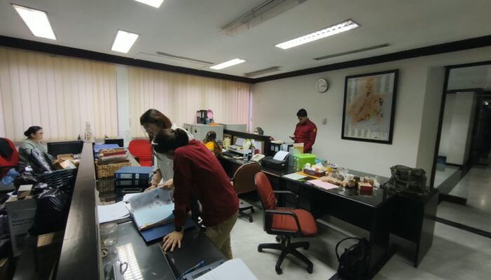 KEJAGUNG GELEDAH KANTOR PT CCM HINGGA RUMAH MANTAN PEJABAT KALTARA, BONGKAR DUGAAN KORUPSI TAMBANG BATU BARA