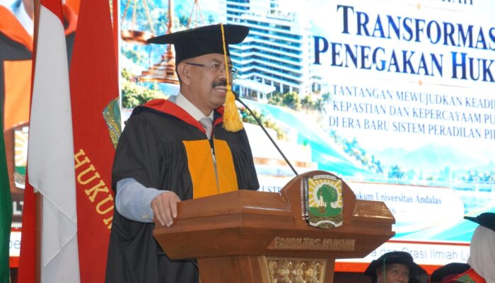 75 TAHUN FH UNAND, WAKIL JAKSA AGUNG SOROTI TANTANGAN PENEGAKAN HUKUM DI ERA BARU PERADILAN PIDANA