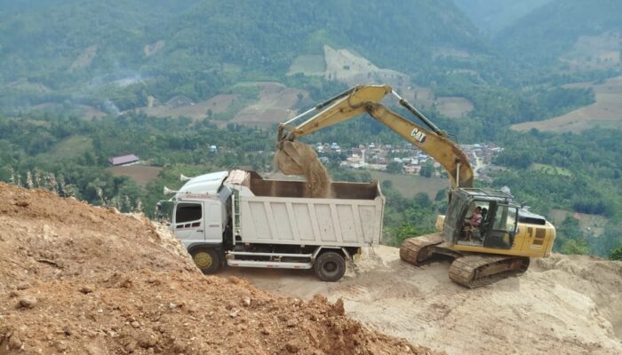 TAMBANG DOLOMIT DIDUGA ILEGAL DI DESA PAMAH BEROPERASI BERTAHUN-TAHUN, KAPOLRES DAIRI DIDUGA TUTUP MATA