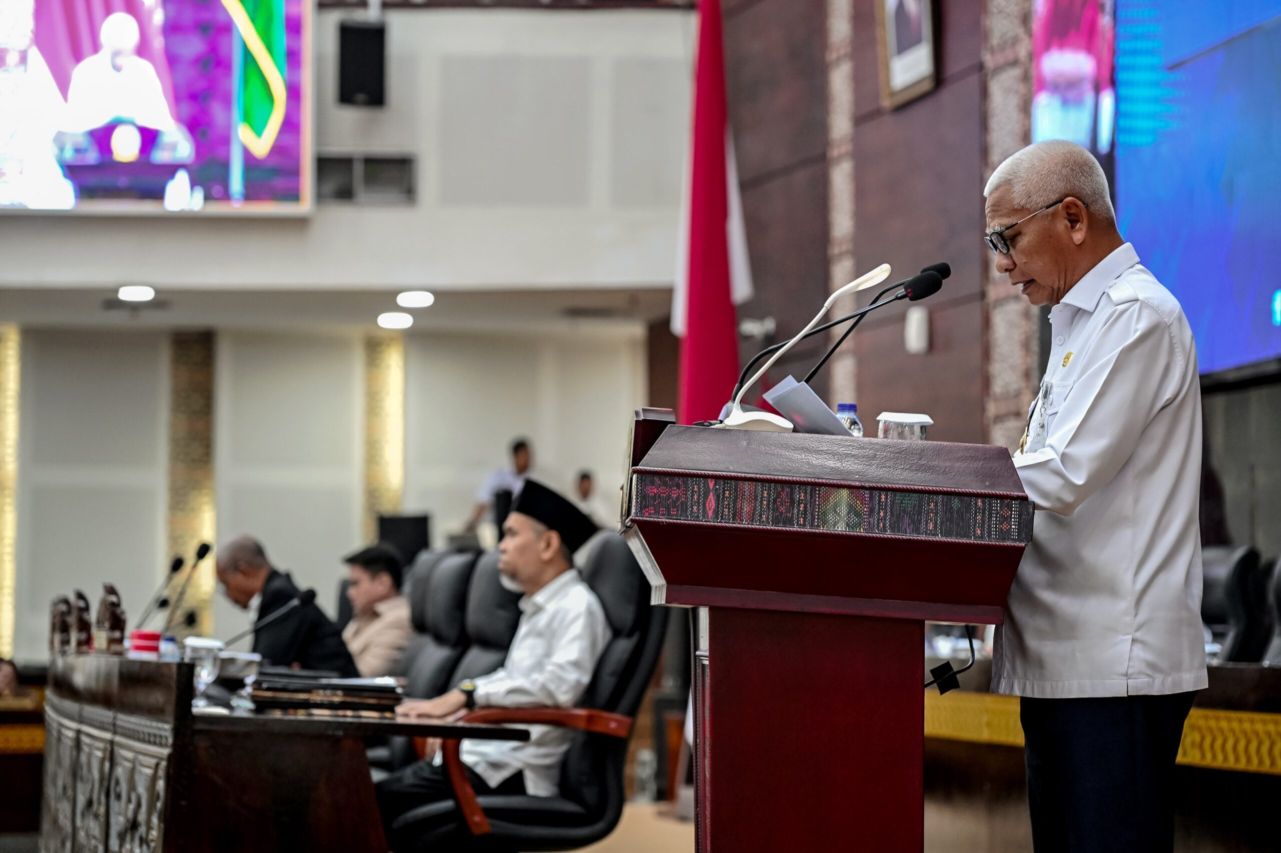 PEMPROV SUMUT SIAP TINDAKLANJUTI ASPIRASI MASYARAKAT HASIL RESES DPRD SUMUT PEMPROV SUMUT SIAP TINDAKLANJUTI ASPIRASI MASYARAKAT HASIL RESES DPRD SUMUT