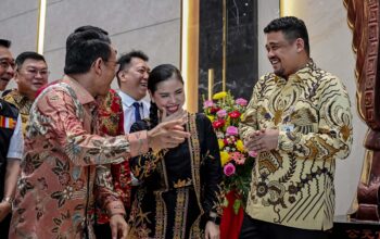 GUBERNUR SUMUT BOBBY NASUTION RESMIKAN SEKOLAH GUANG MING