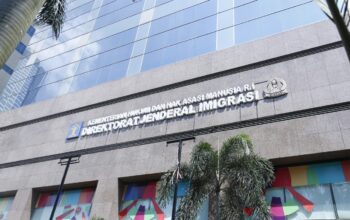 DALAM PERSIDANGAN SILMY BONGKAR JATAH PEJABAT: DIREKTUR KEPATUHAN INTEL DIDUGA TERIMA RP25 JUTA TIAP BULAN